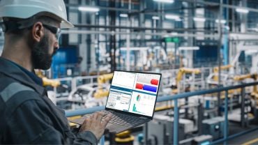 Opcenter Execution orchestrates complete visibility of the production floor.
